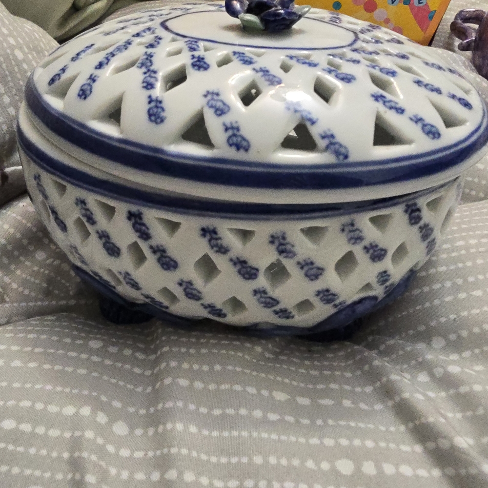Home & Garden Party Blue Ceramic Box